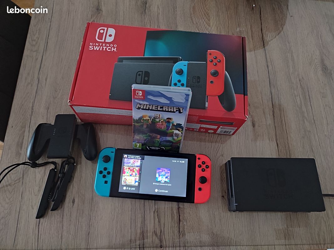 Nintendo Switch (Joy-Con rouge & bleu) + Minecraft + SSD 120 Go – Très bon état (sans chargeur) (image 7)
