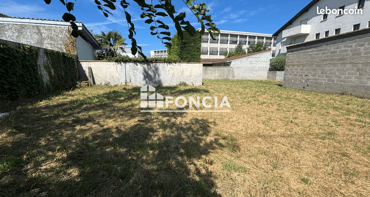 Terrain 293 m² · à Mont-de-Marsan · 293 m² · 39 500 €
