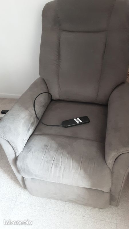 Fauteuil gris souris (image 2)