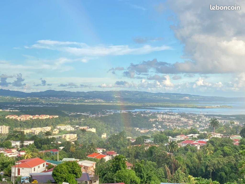 Appartement 4 pièces 92 m² · à Fort-de-France · 92 m² · 1 650 €/mois