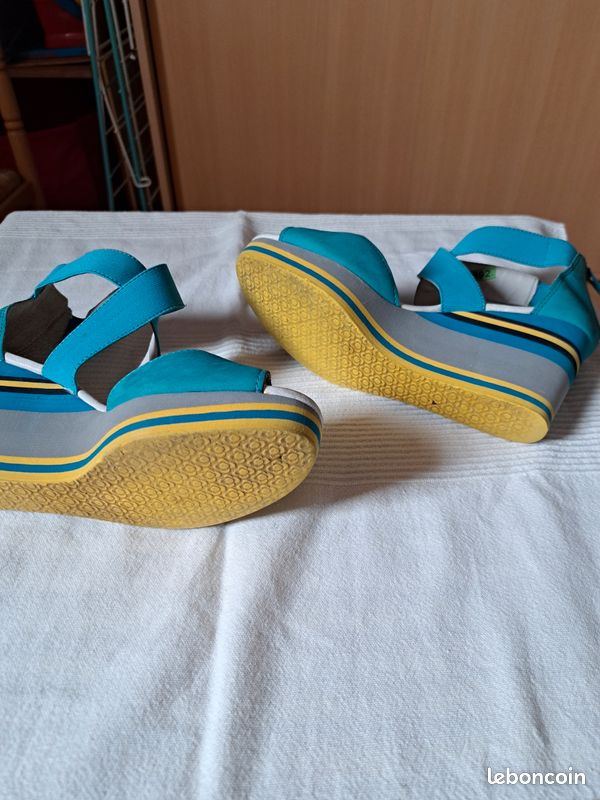 Sandales compensées (image 4)