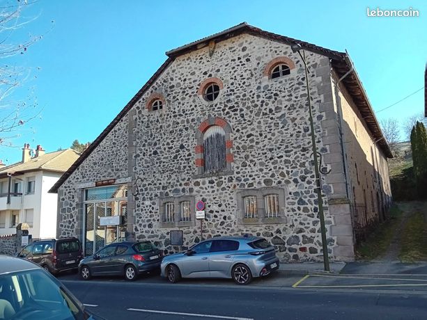 Maison 1 pièce 1070 m²