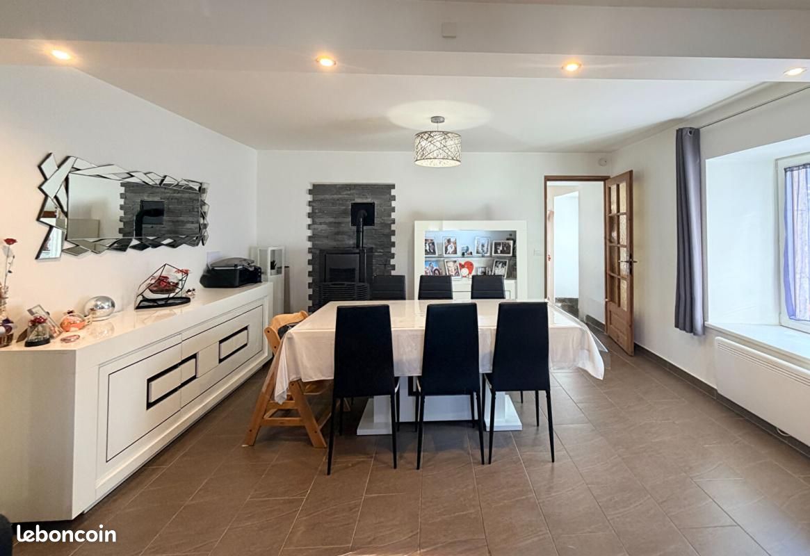 Appartement 4 pièces 127 m² · à Courvières · 127 m² · 167 500 €