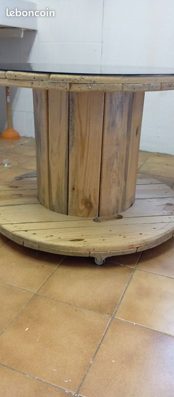 Table touret (image 2)