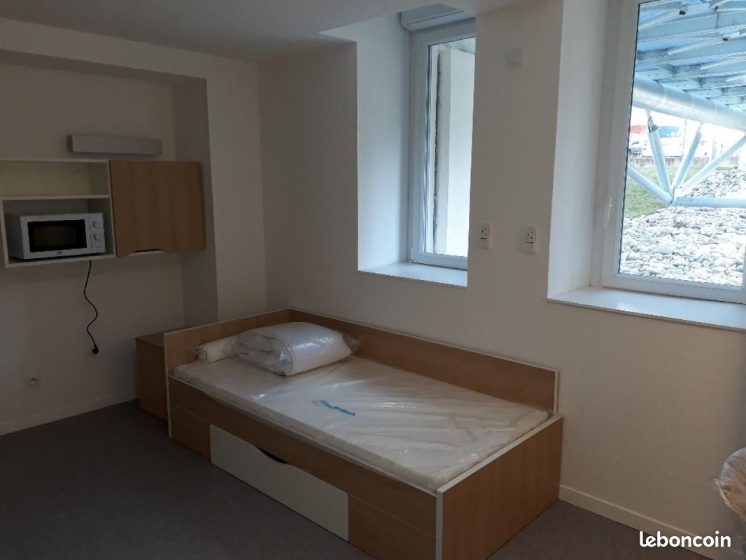 Appartement a louer oyonnax - 1 pièce(s) - 20 m2 - Surfyn