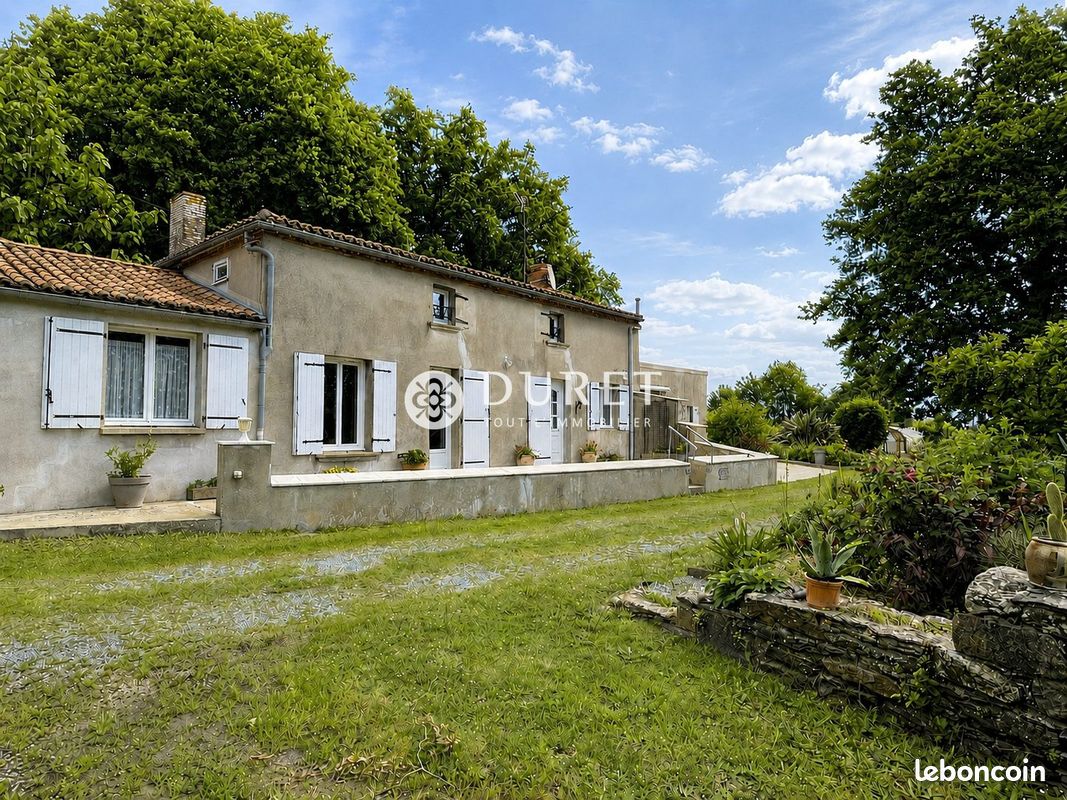 Maison 7 pièces 220 m² · à La Boissière-du-Doré · 220 m² · 308 500 €