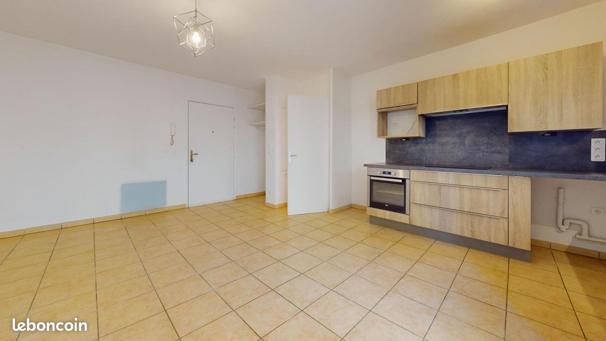 Appartement 2 pièces 40 m² · à Neuville-sur-Saône · 40 m² · 690 €/mois