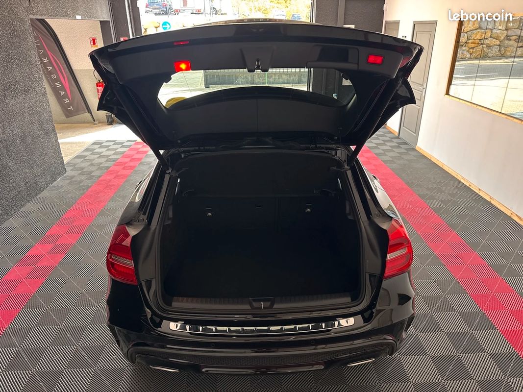 Mercedes GLA 220d 170ch 7G-DCT 4MATIC FASCINATION PACK AMG / Toit ouvrant (image 23)