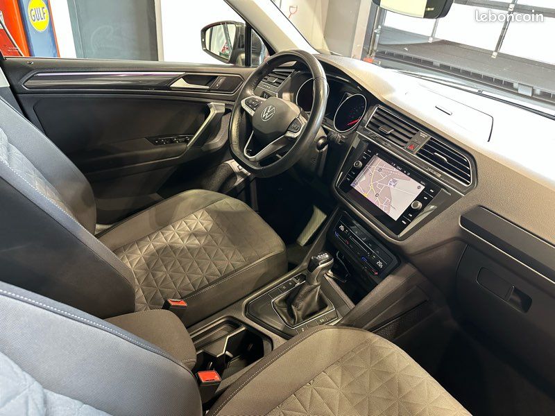VOLKSWAGEN Tiguan 2.0 TDI 150ch Life Business DSG7 (image 4)