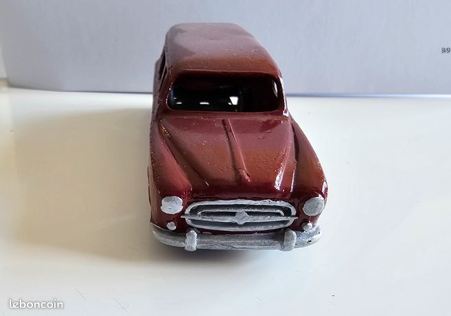 Dinky Toys 24F Peugeot 403 Familiale - France - 1/43 - Bleu - Avec Boîte