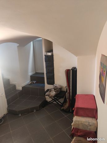 Sous louer studio à Crest