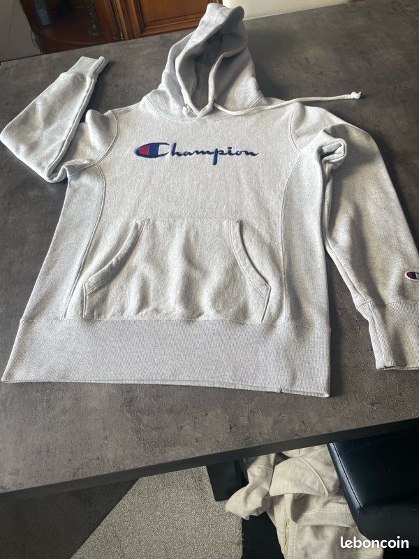 Sweat à capuche (image 1)