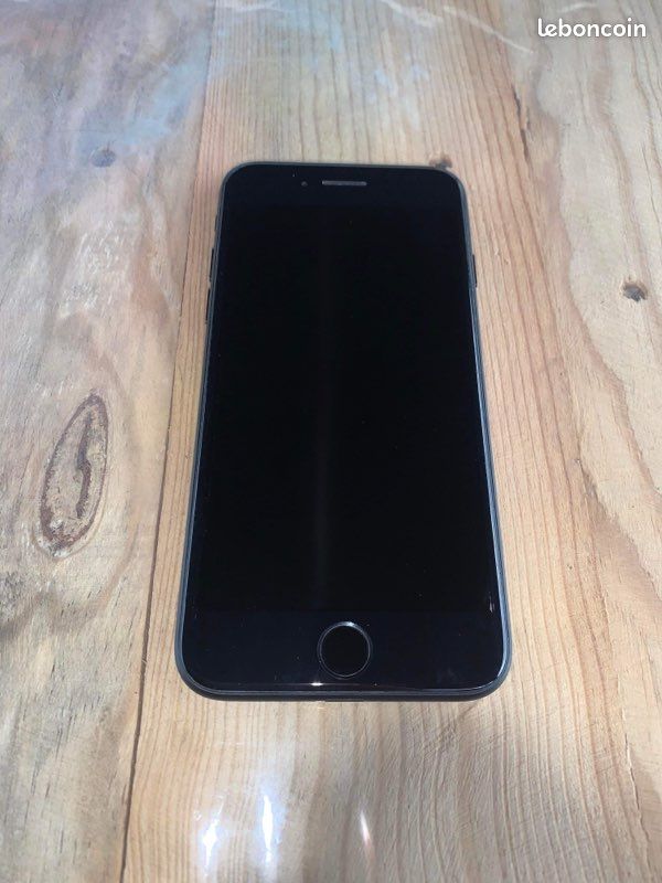 IPhone 7 (image 1)