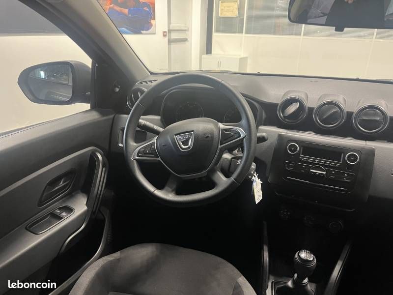 Dacia Duster Blue dCi 115 4x2 Essentiel (image 25)