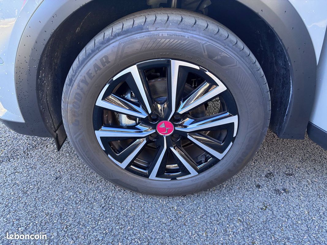 DS DS 3 PureTech 130 EAT8 Performance Line (image 11)
