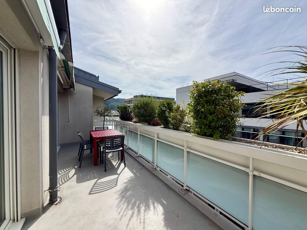 Appartement 3 pièces 73 m² · à Annecy · 73 m² · 645 000 €