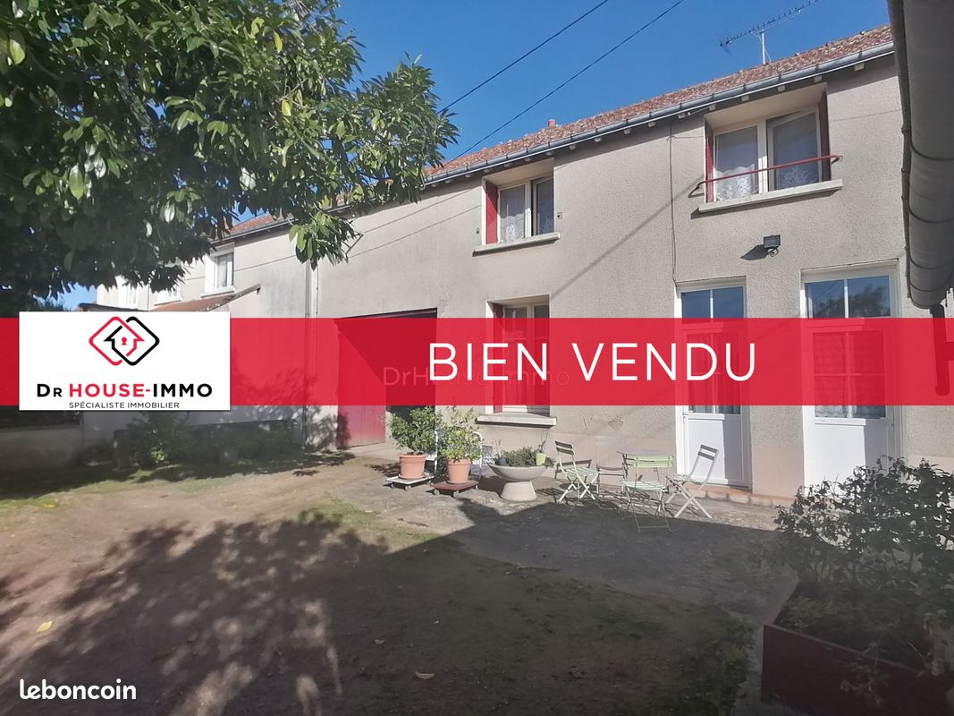 Maison 5 pièces 104 m² · à Dangé-Saint-Romain · 104 m² · 85 600 €
