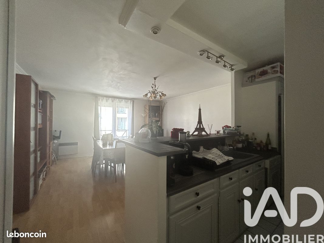 Appartement 2 pièces 48 m² · à Chilly-Mazarin · 48 m² · 159 900 €