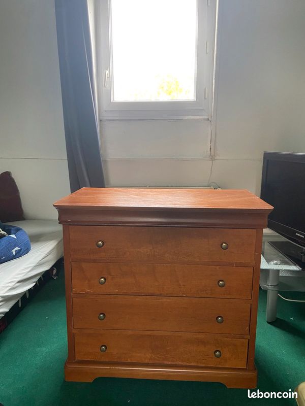 Commode en bois de merisier (image 6)