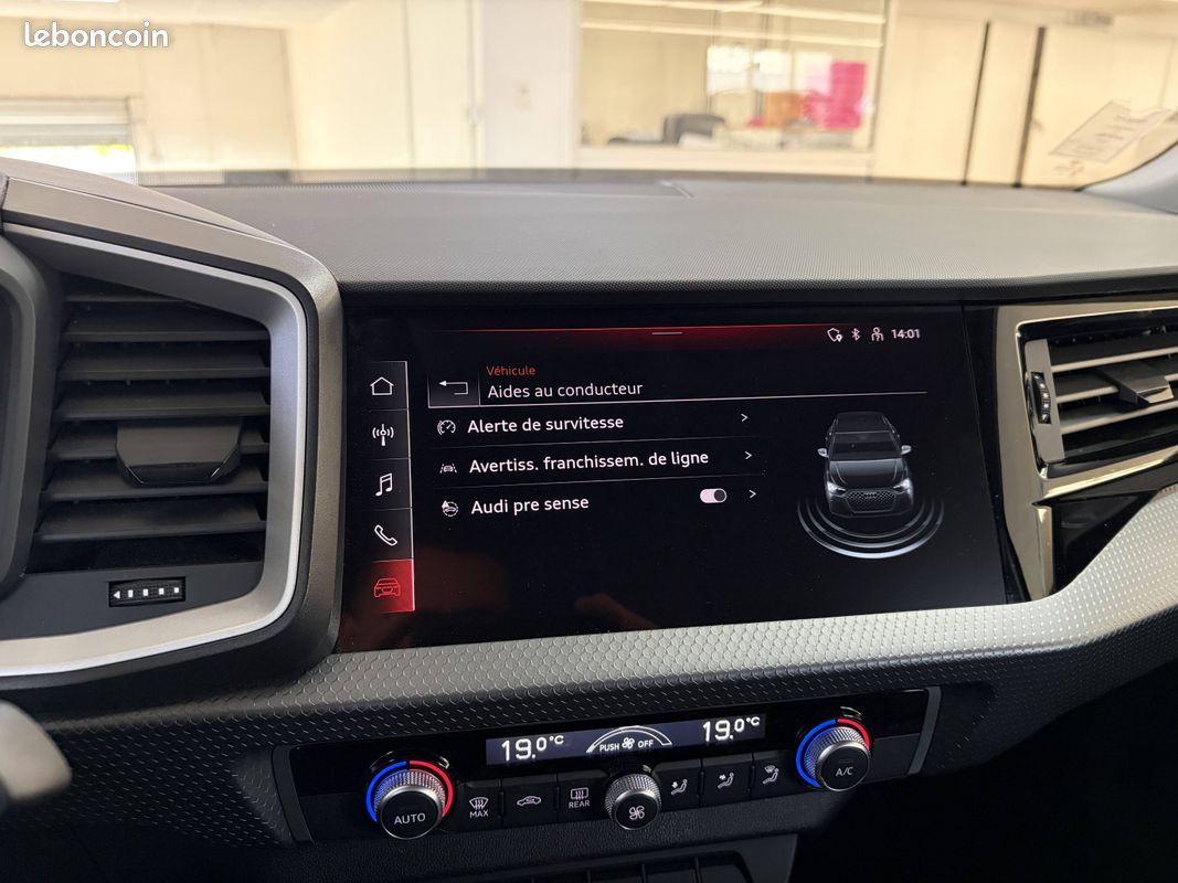 AUDI A1 Sportback 30 TFSI 110 ch S tronic 7 Advanced (image 29)
