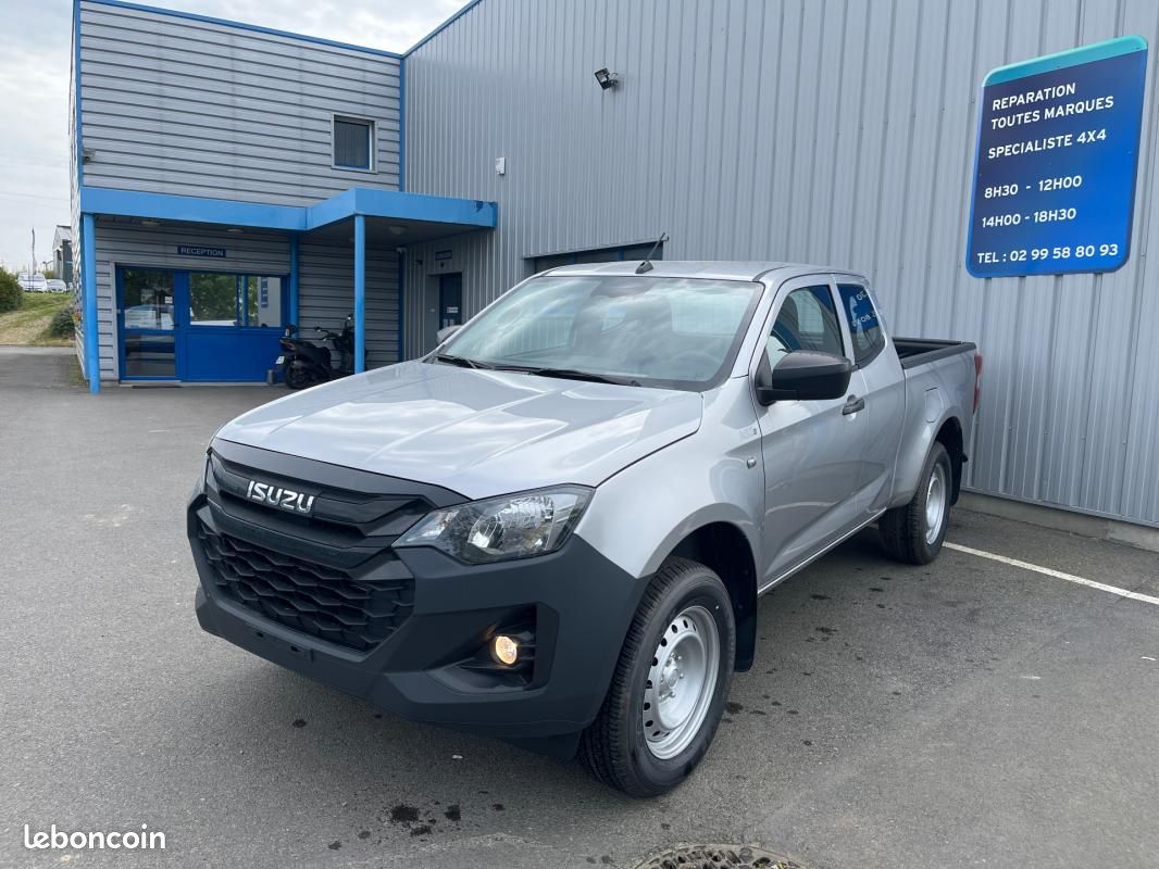 Isuzu D-max *31 658 HT* N60 SPACE CAB 1.9 164 CH 4X4 BVA B (image 1)