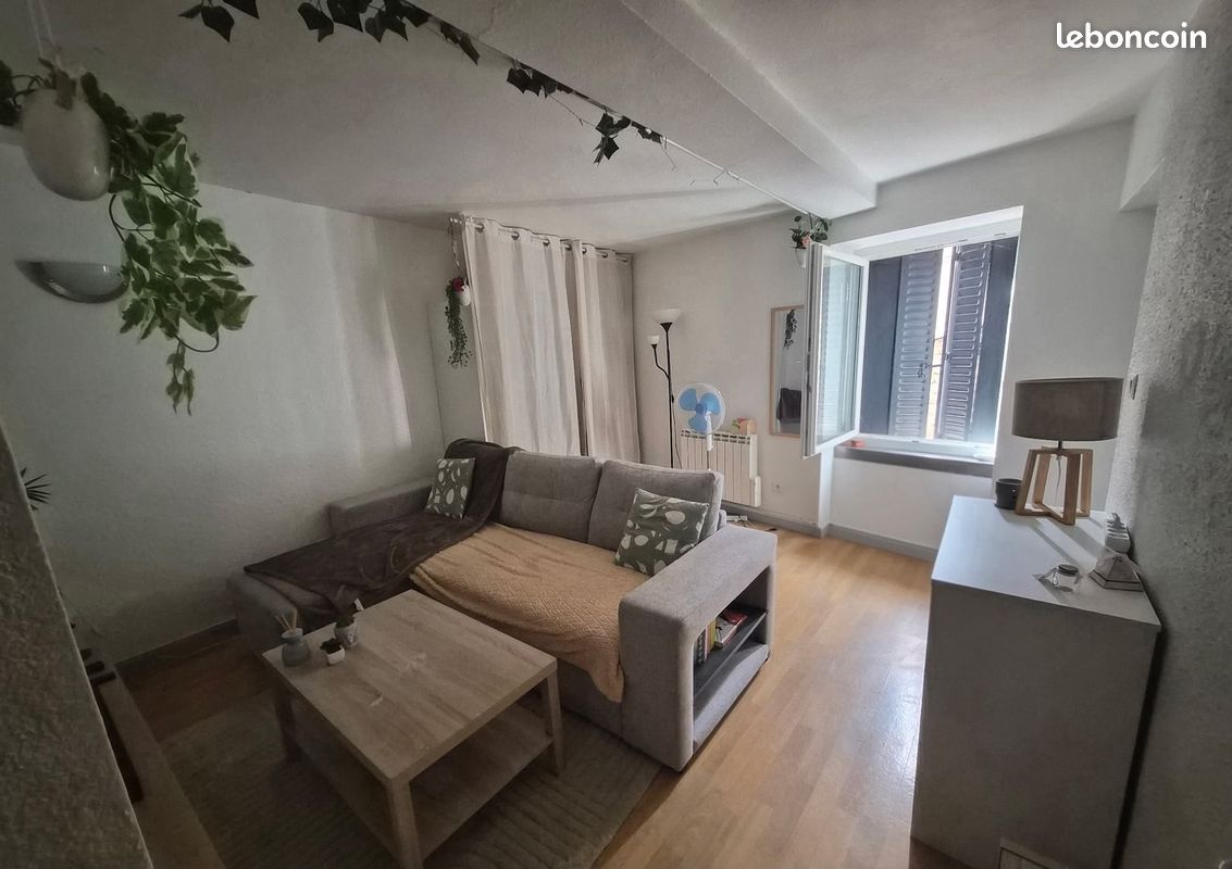 Appartement 1 pièce 35 m² · à Montrond-les-Bains · 35 m² · 390 €/mois