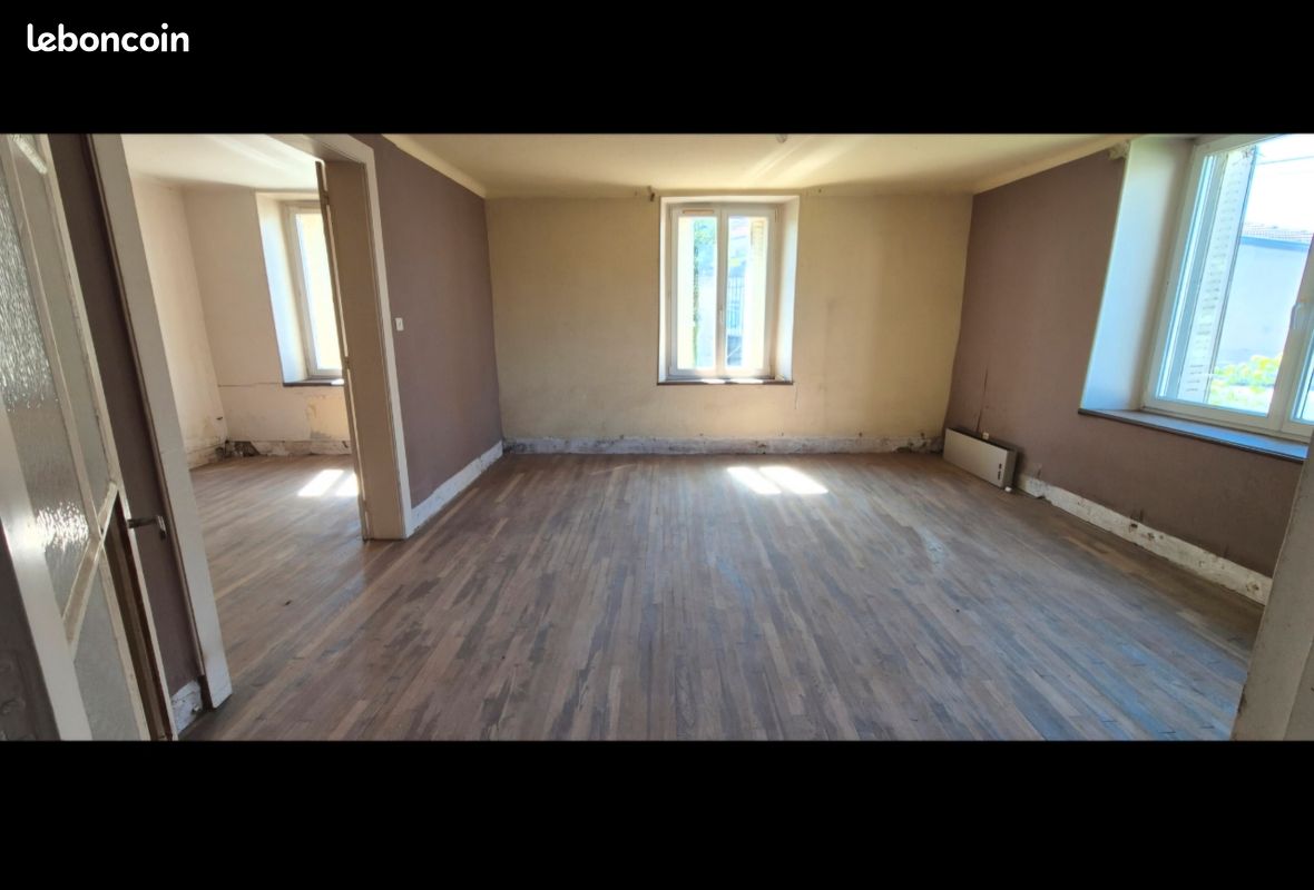 Appartement 4 pièces 114 m² · à Avricourt · 114 m² · 37 500 €