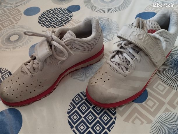 Chaussures d'haltérophilie Adidas Powerlift pointure 40 d'occasion