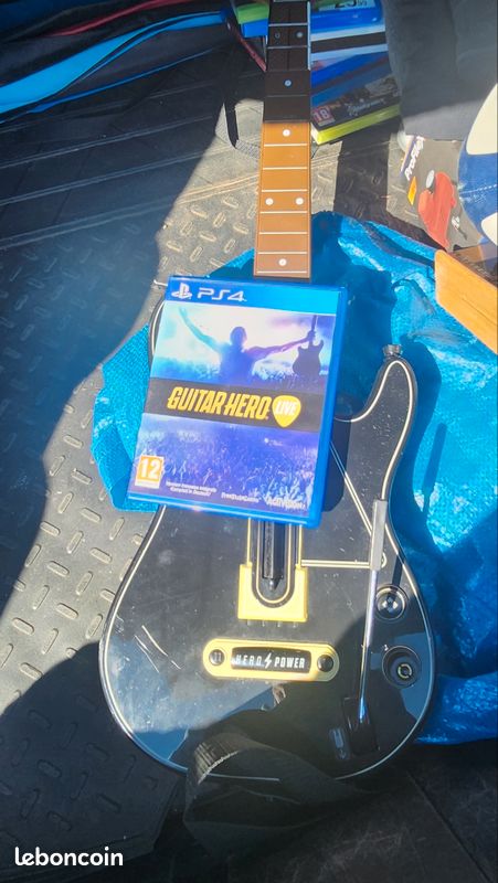 Guitare hero d'occasion - Jeux vidéo - - page 4
