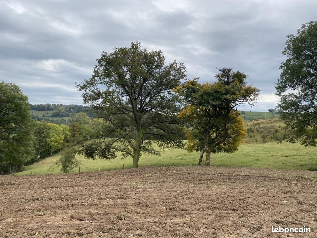 Terrain 641 m² Aurillac · 51 500 €
