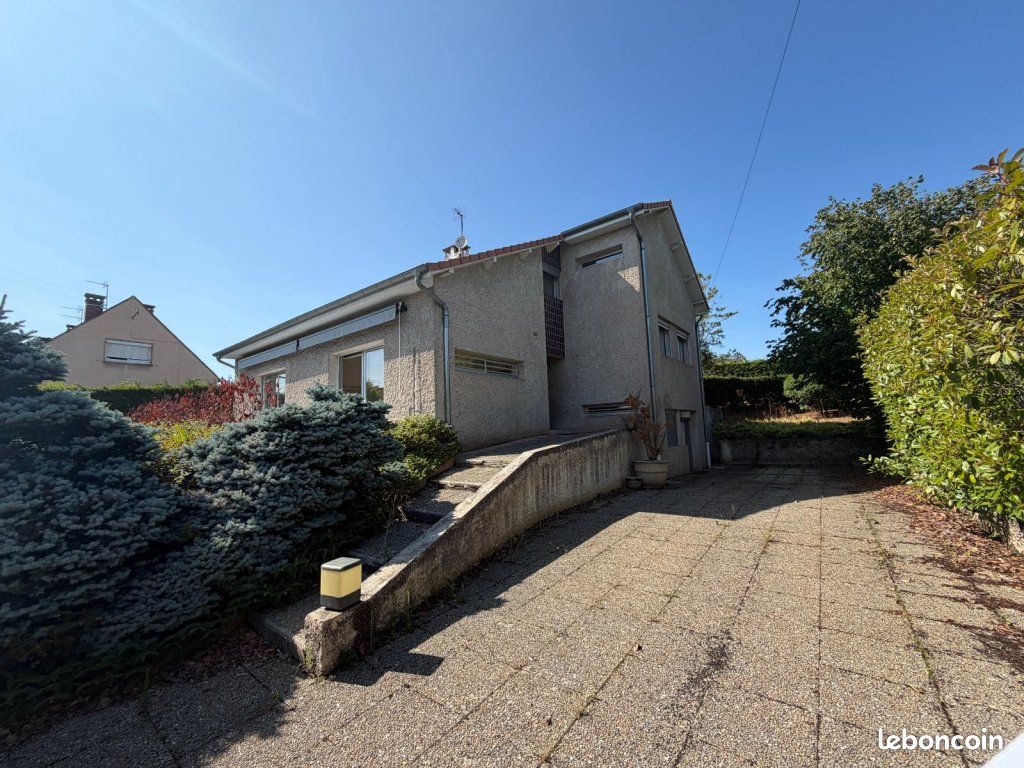 Maison 10 pièces 220 m² · au Creusot · 220 m² · 219 600 €