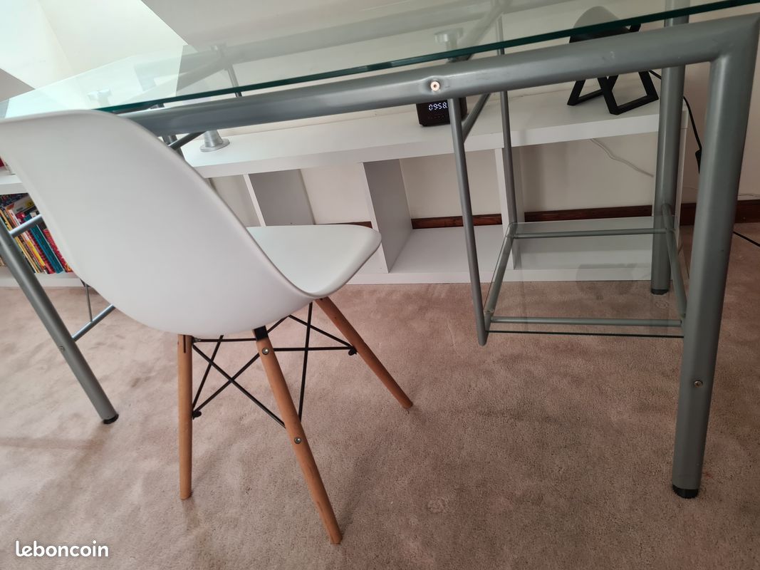 Bureau métal avec plateau en verre (image 3)