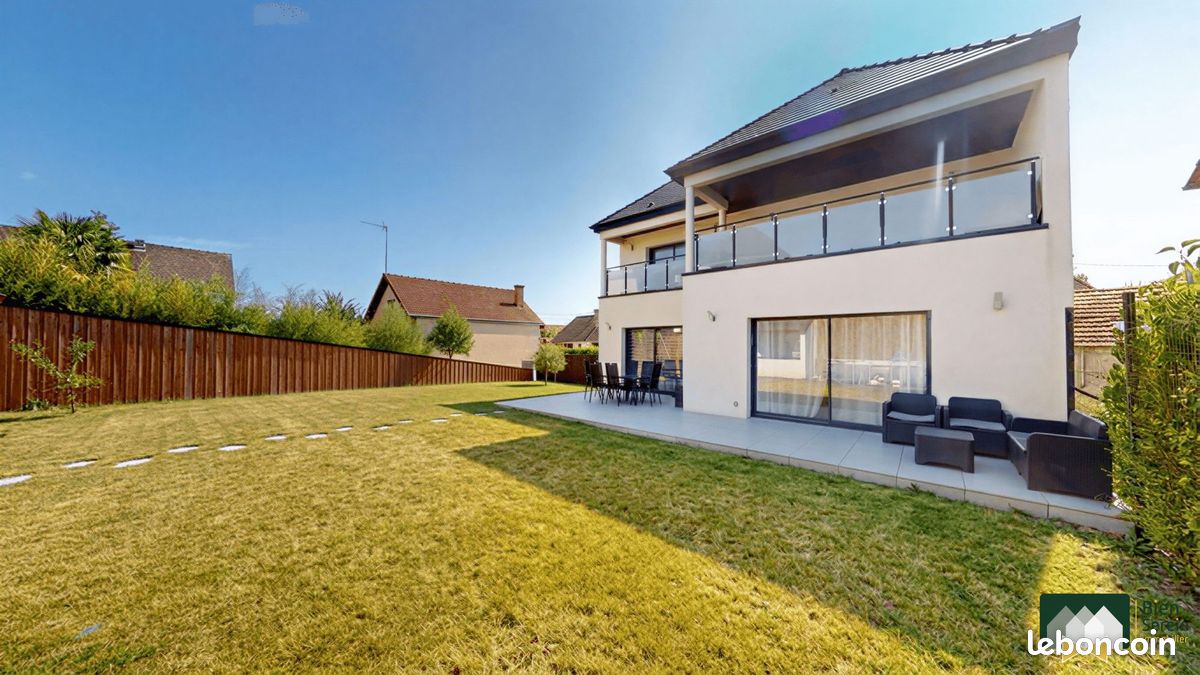 Maison 6 pièces 145 m² · à Chartres · 145 m² · 469 900 €