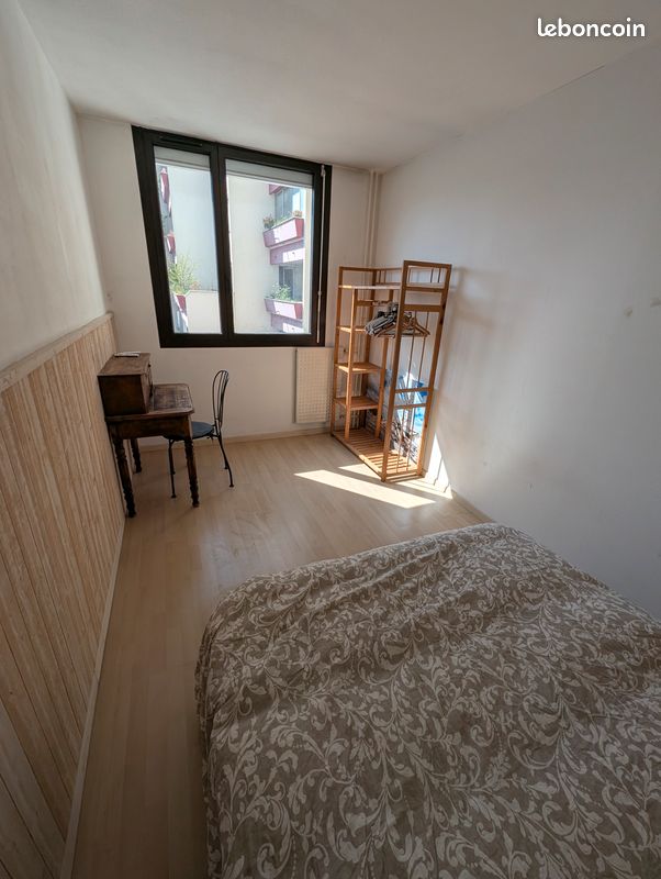 Appartement T3-T4 style Loft étage élevé allée de la Pelouse Grenoble 38100 (image 16)