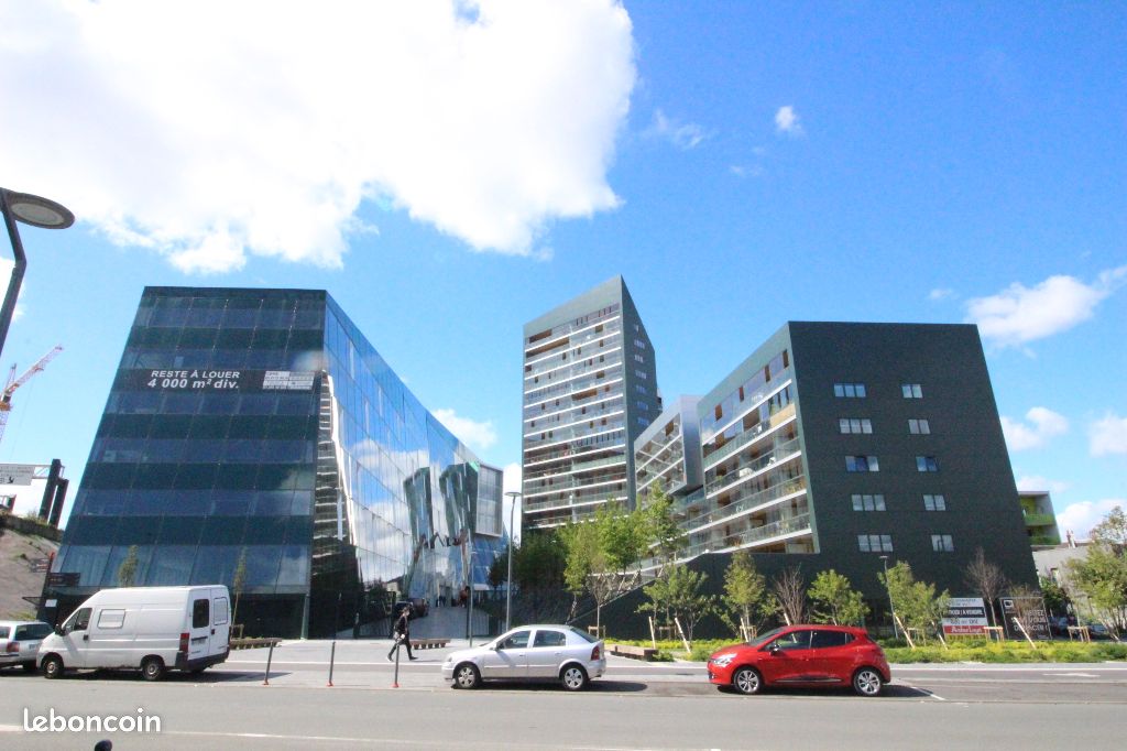 Parking/box LILLE · 78 €/mois