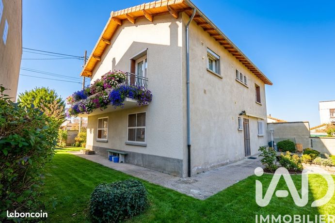 Maison familiale 6 pièces 132 m²