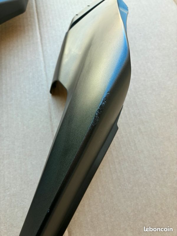 Carénages noir CB125R (image 3)