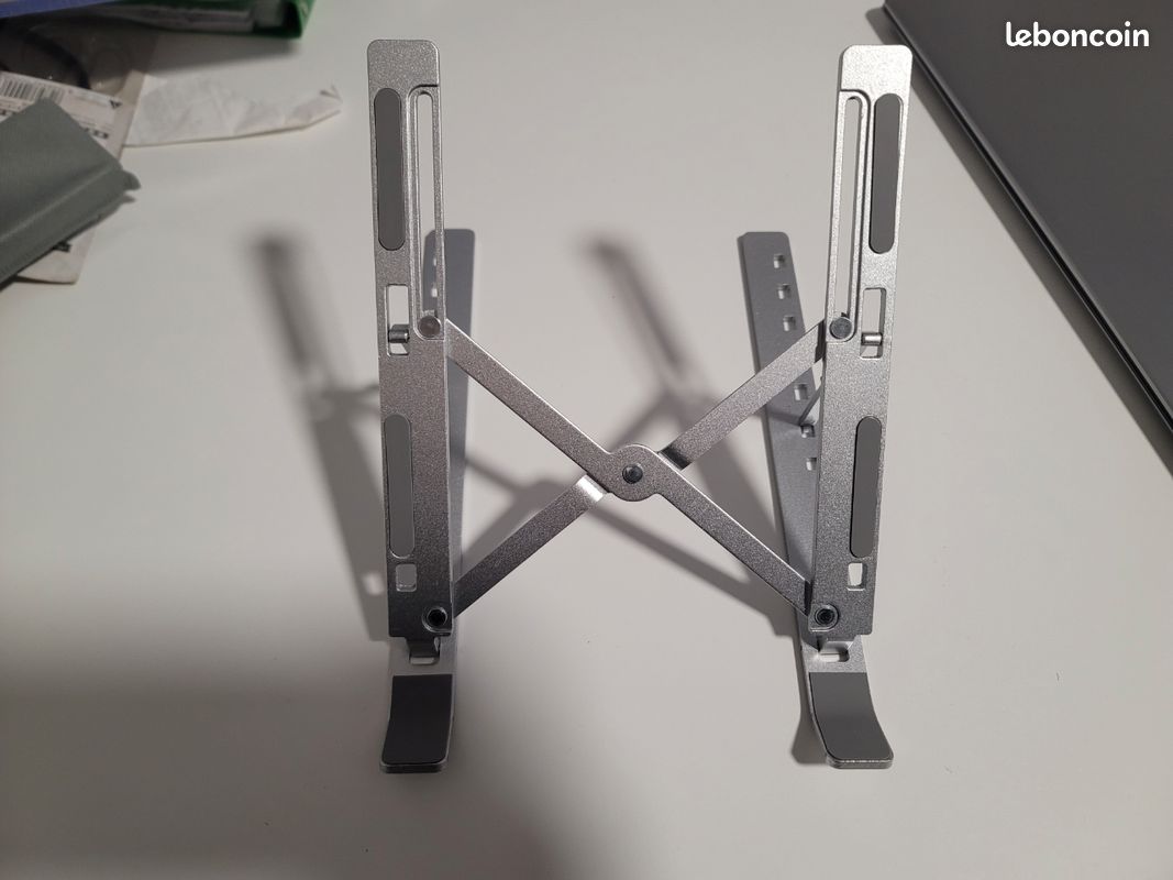 Laptop.stand (image 2)