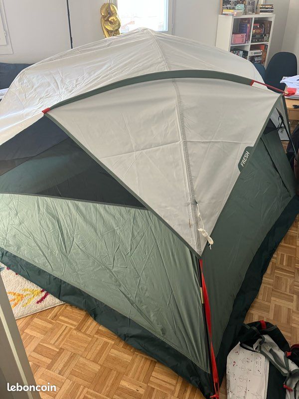 Tente de camping mh100 ultra fresh places Quechua Sport