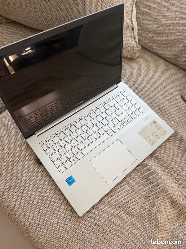 Ordinateur portable Asus VivoBook (image 1)