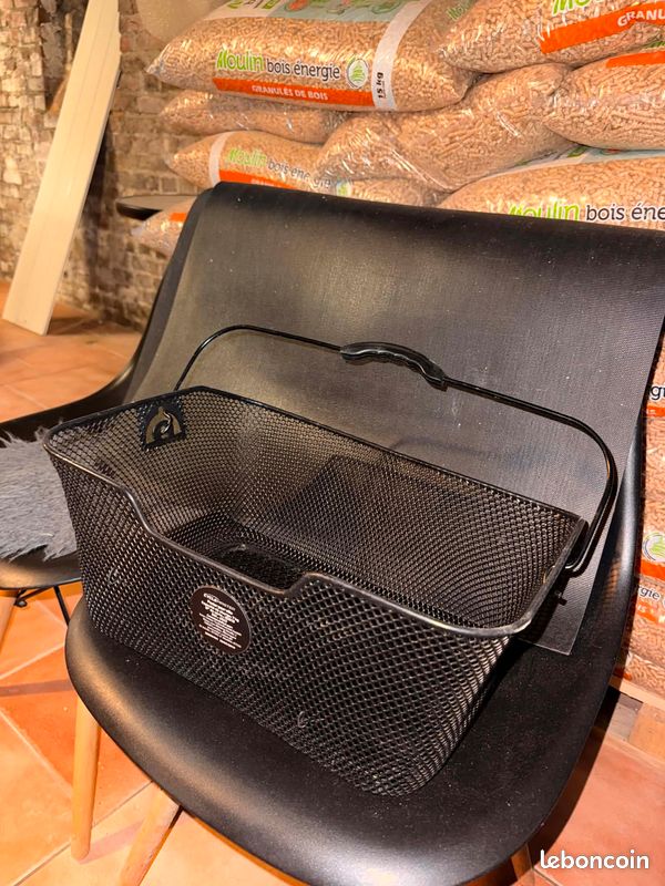 Panier en métal pour vélo (image 2)