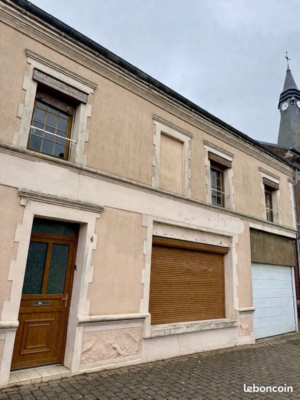 Maison 5 pièces 171 m² · à Mailly-Maillet · 171 m² · 87 000 €