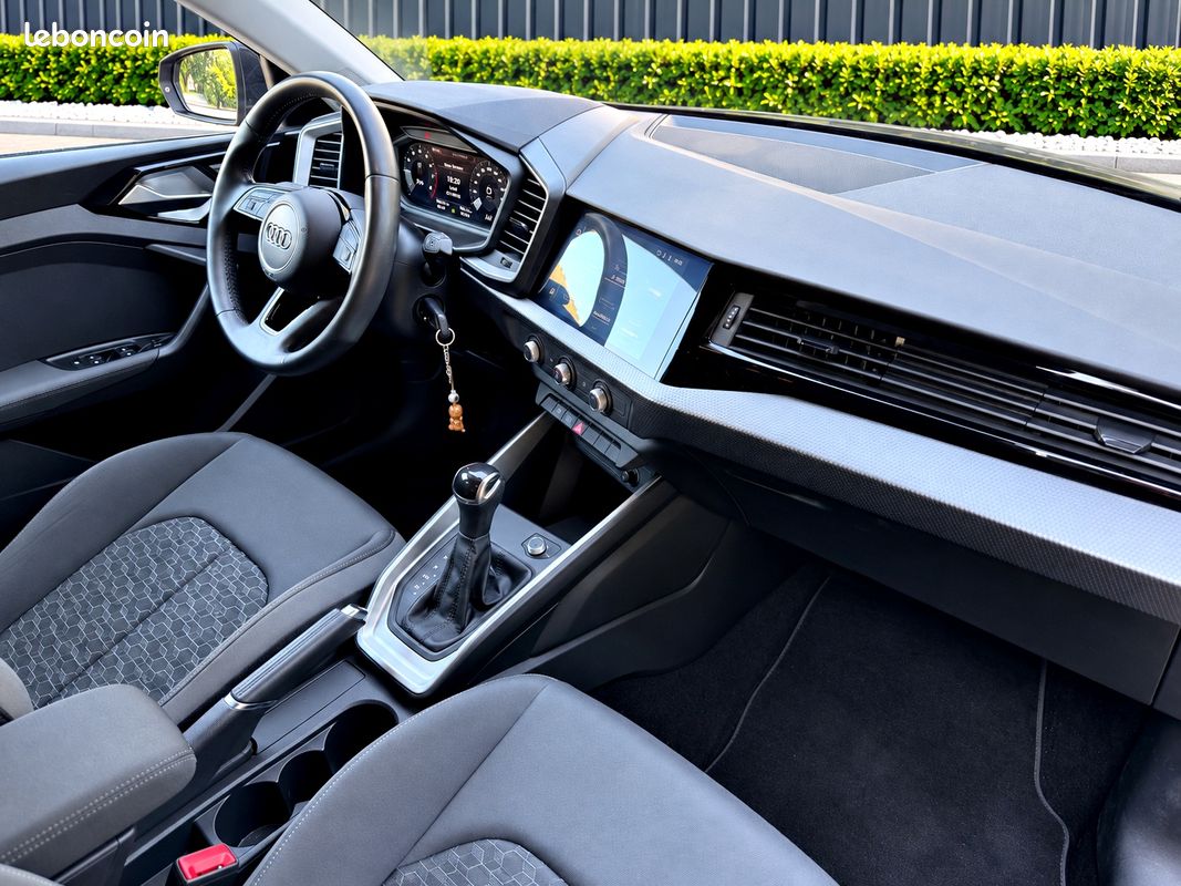 Audi a1 sportback 30 tfsi 110 ch s tronic advanced 2 (image 4)