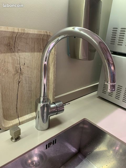 Robinet avec bec courbé orientable et mitigeur (image 2)