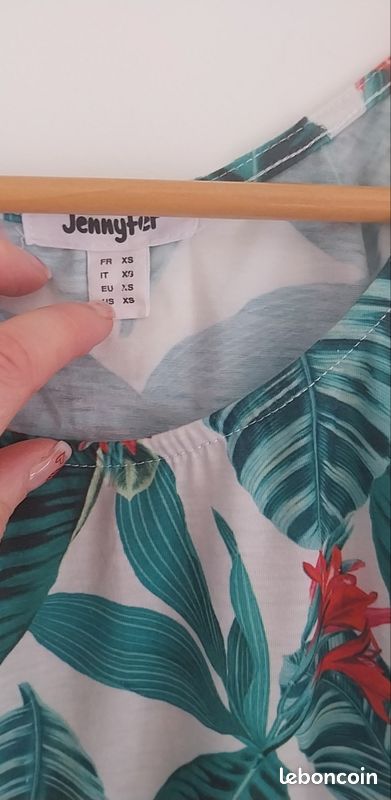 Joli top marcel motifs tropicaux (image 5)