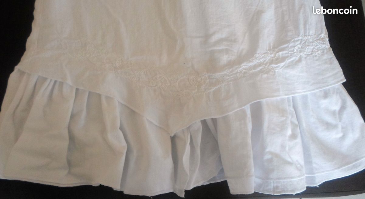 Robe blanche 10 ans (image 3)