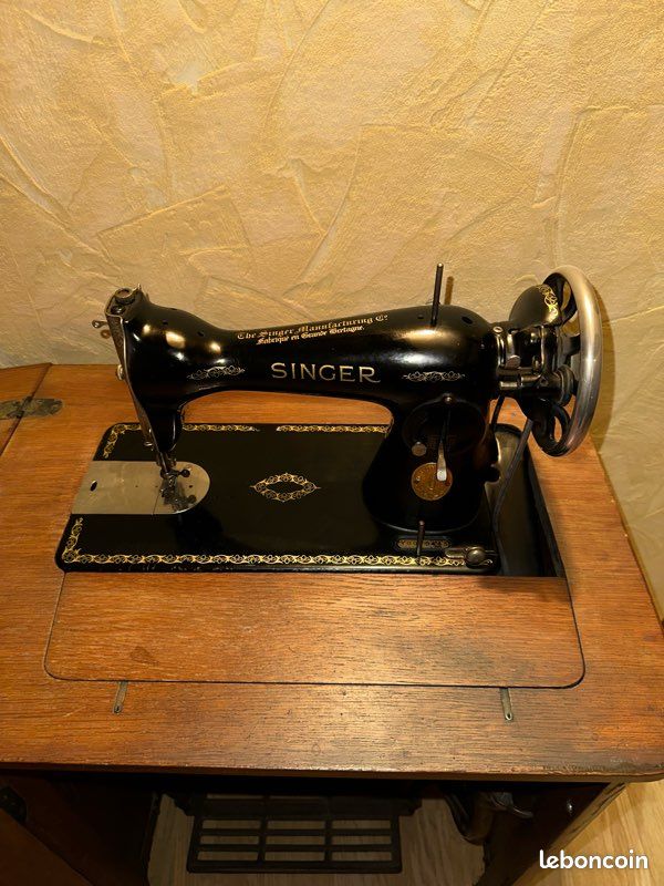Machine à coudre Singer et son meuble (image 2)