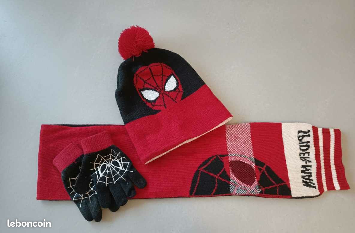 Bonnet & écharpe SPIDERMAN pour garçon 3 ans NEUF