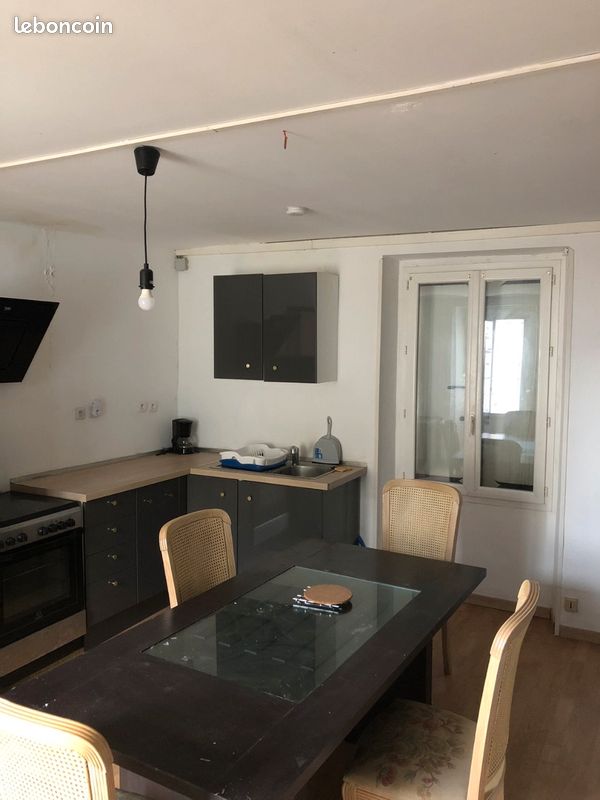 Immeuble 13 pièces 220 m² · à Roquecourbe · 220 m² · 148 000 €