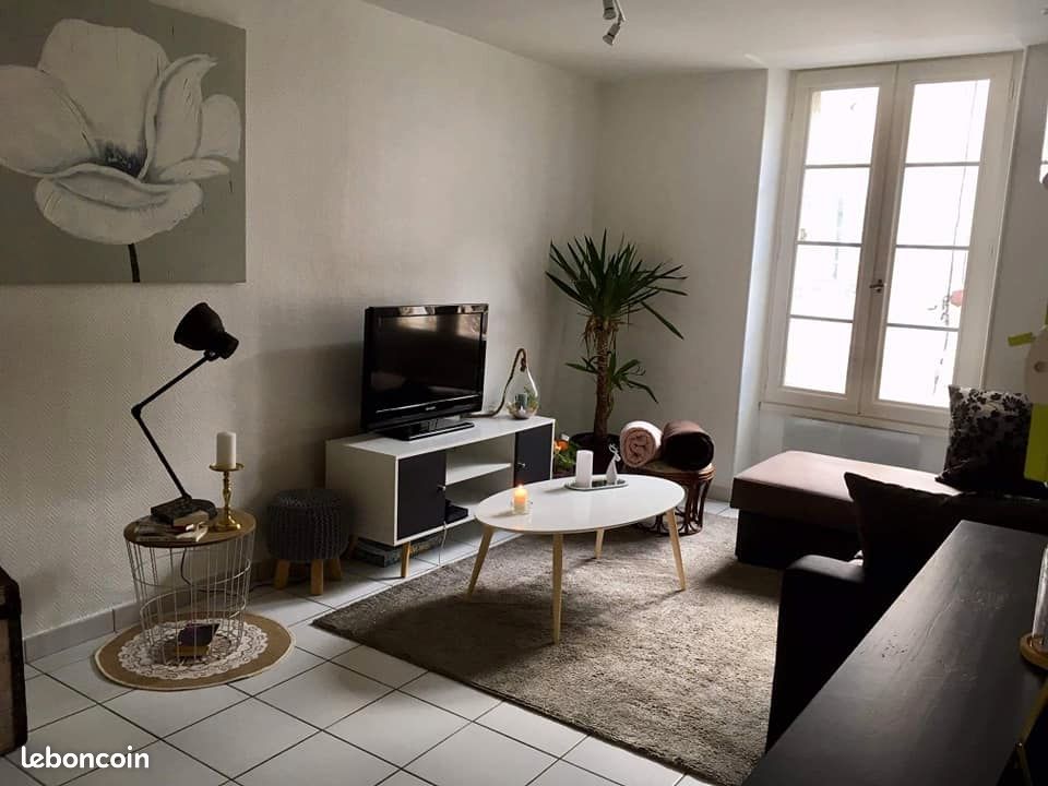 Appartement 2 pièces 43 m² · à Jonzac · 43 m² · 560 €/mois